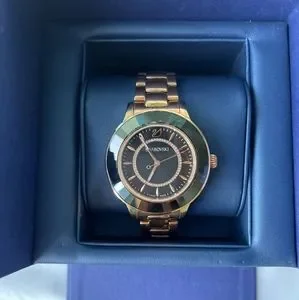 Swarovski | Accessories | Swarovski Octea Lux Watchmetal  display picture 2